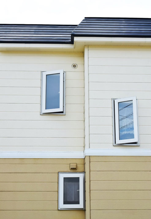 Why You Should Leave Vinyl Siding Installation to the Professionals