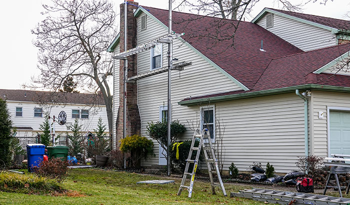 8 Signs It’s Time to Replace Your Siding